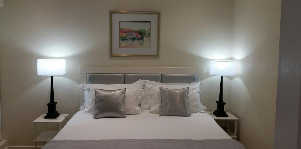 יוהנסבורג Rosebank Lodge Guesthouse By Claires מראה חיצוני תמונה